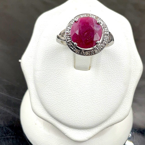 Jewelry - Sterling Silver Natural Ruby Gemstone Ring Size 7.5